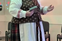 7bb7e30d-e4af-4f44-ac2d-1b34670f4b29